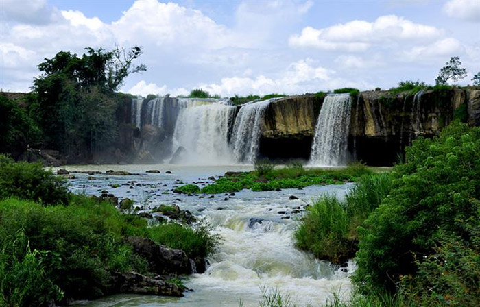 Gia Long Waterfall