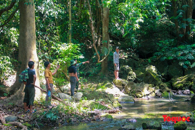 Ta Puong Waterfall