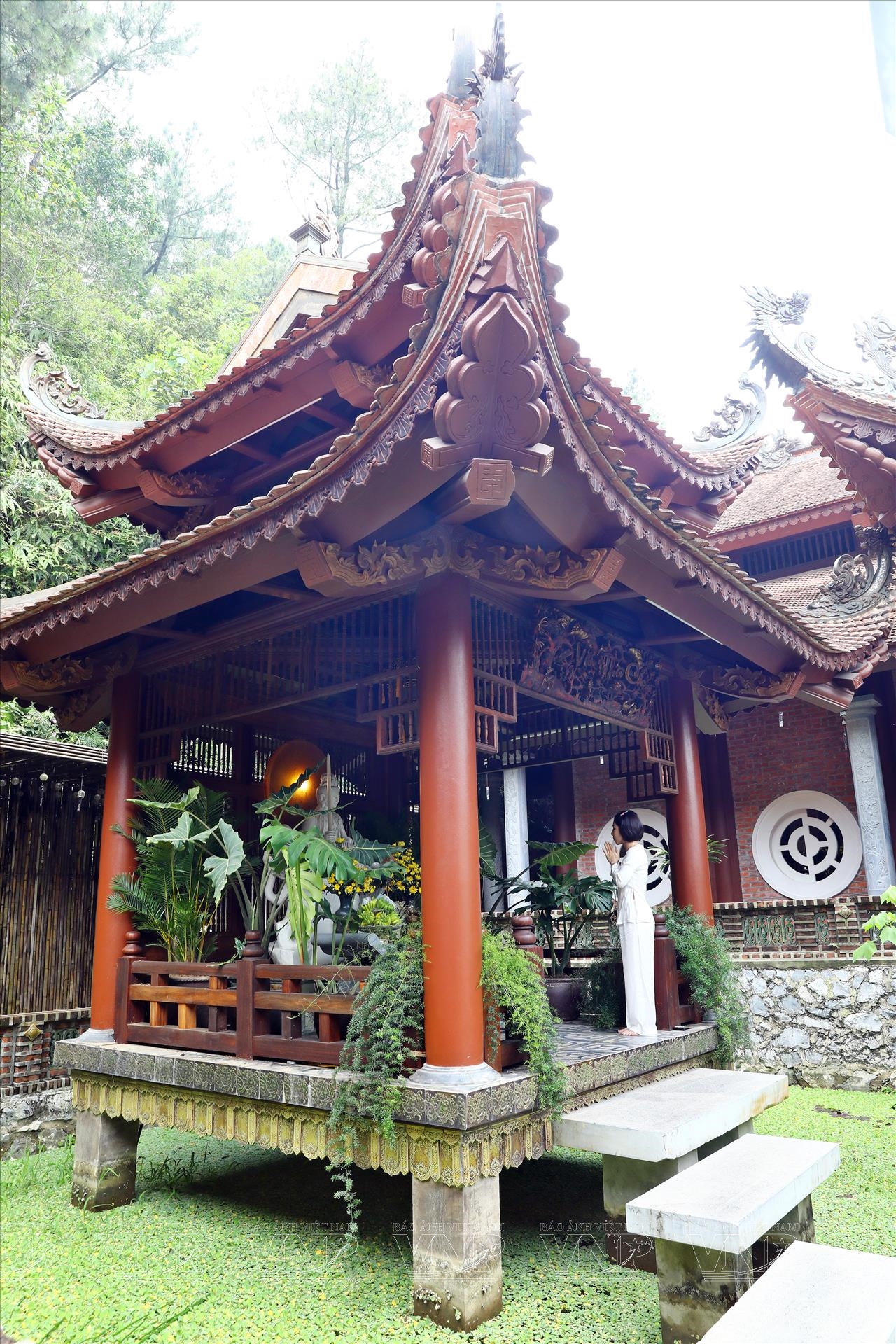 地藏寺 – Phi Lai Tu