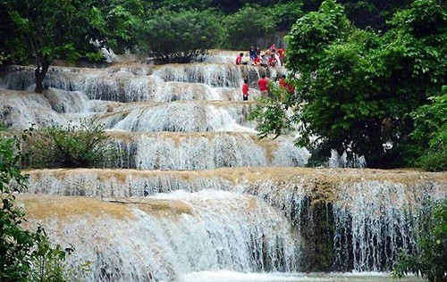 Nine-Storey Waterfall