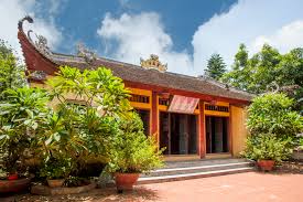 LINH Ung Pagoda