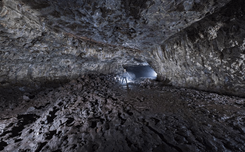 Chu Bluk volcanic cave