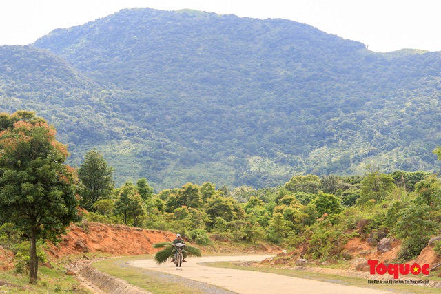 Ta Puong Waterfall