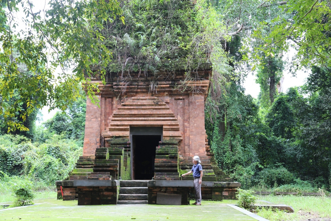 Yang Prong Cham Tower