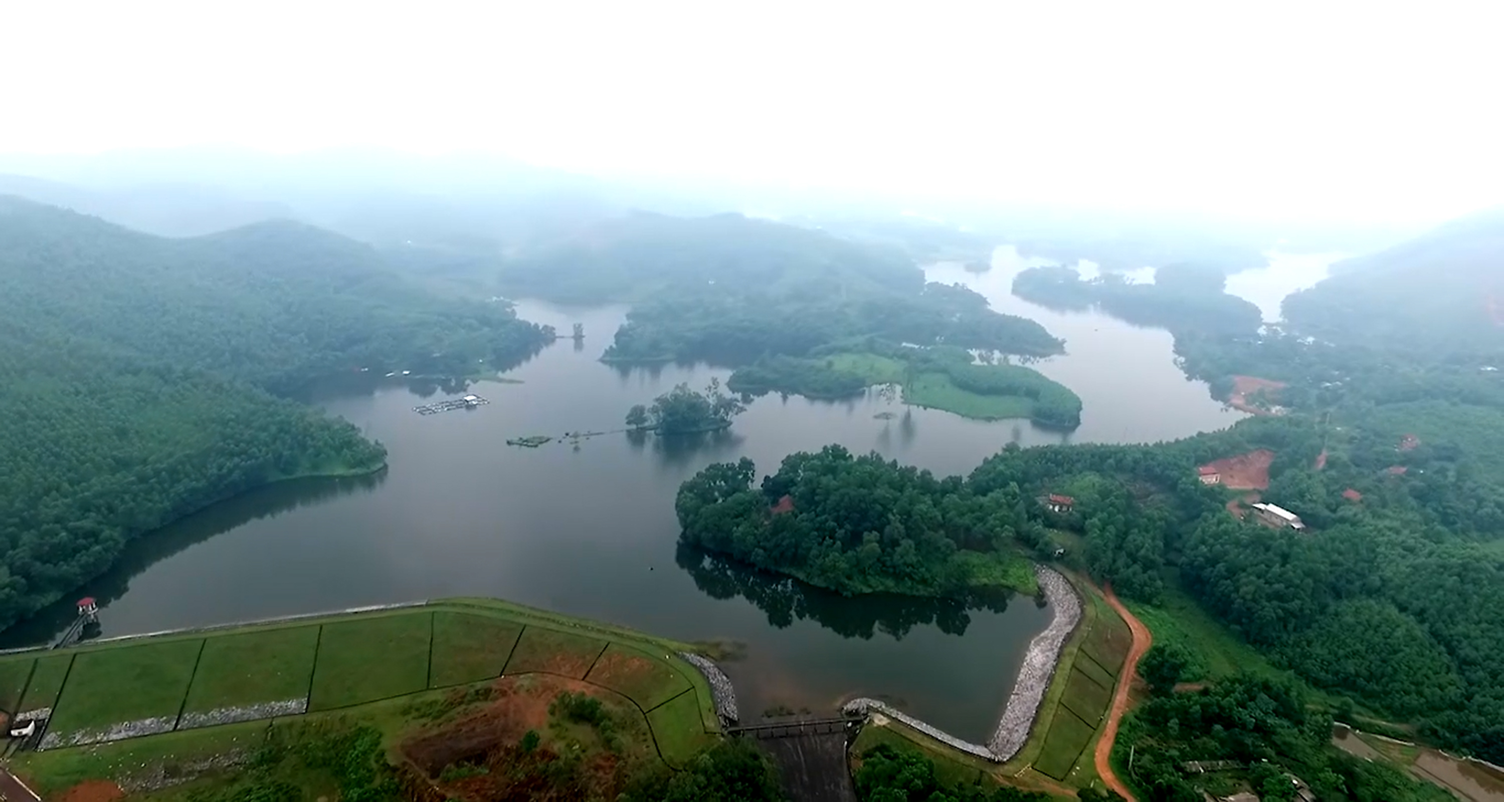 Vai Mieu Lake