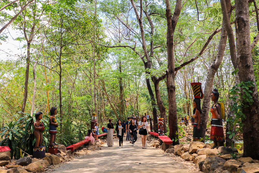 Explore the most beautiful landscape garden in the Central Highlands