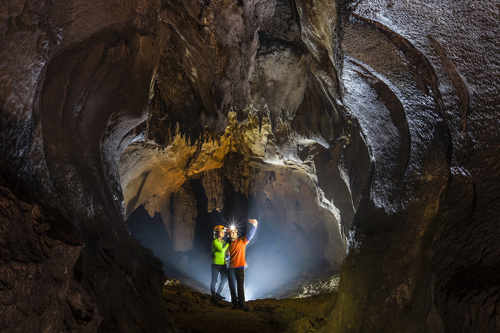 Cha Loi Cave