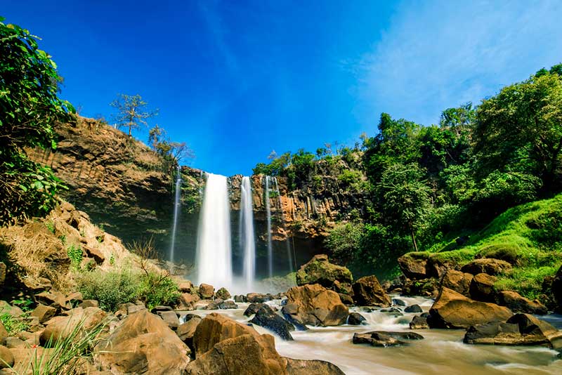 Phu Cuong Waterfall