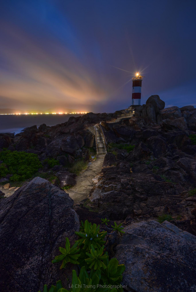 Ganh Den lighthouse