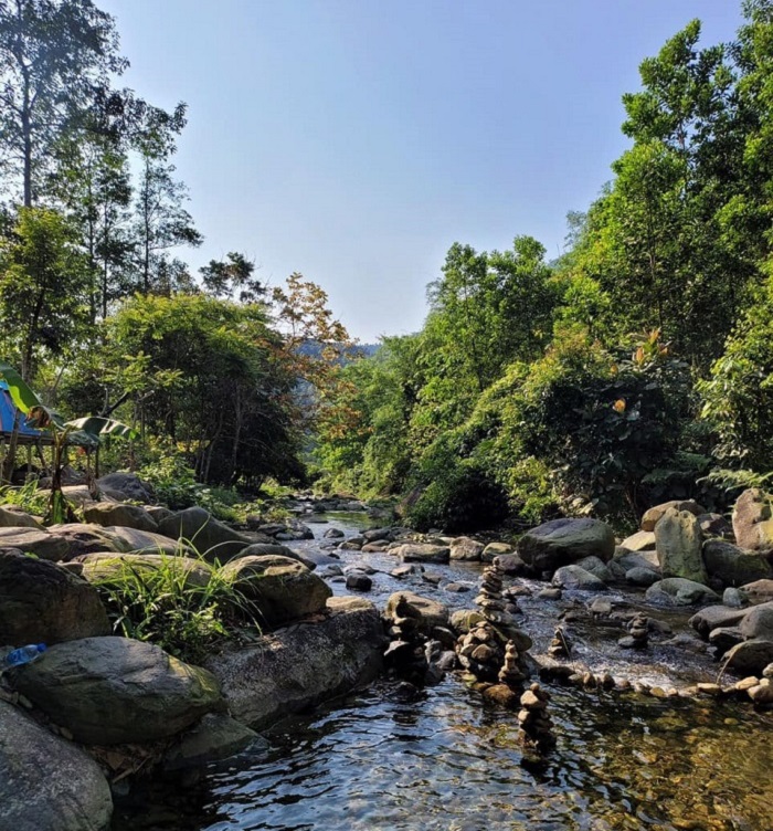 Ngao Waterfall.