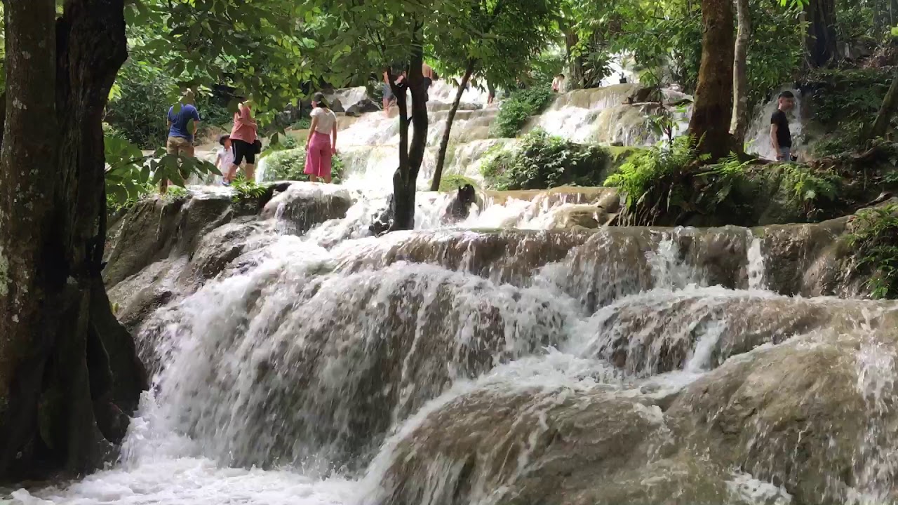 Be in awe of the beauty of the 7-storey waterfall in Vo Nhai, Thai Nguyen