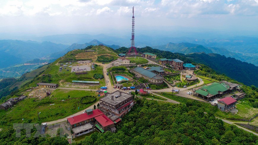 Mau Son peak seen from above