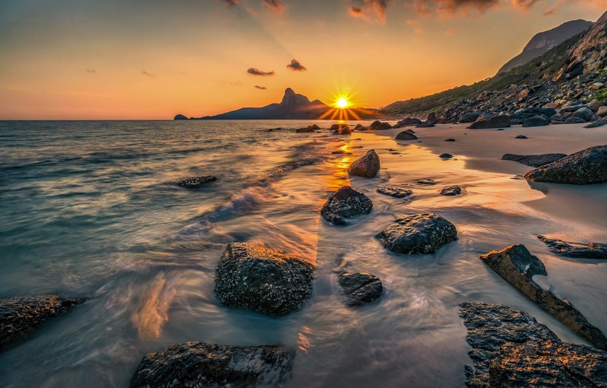 Sunset scene in Con Dao