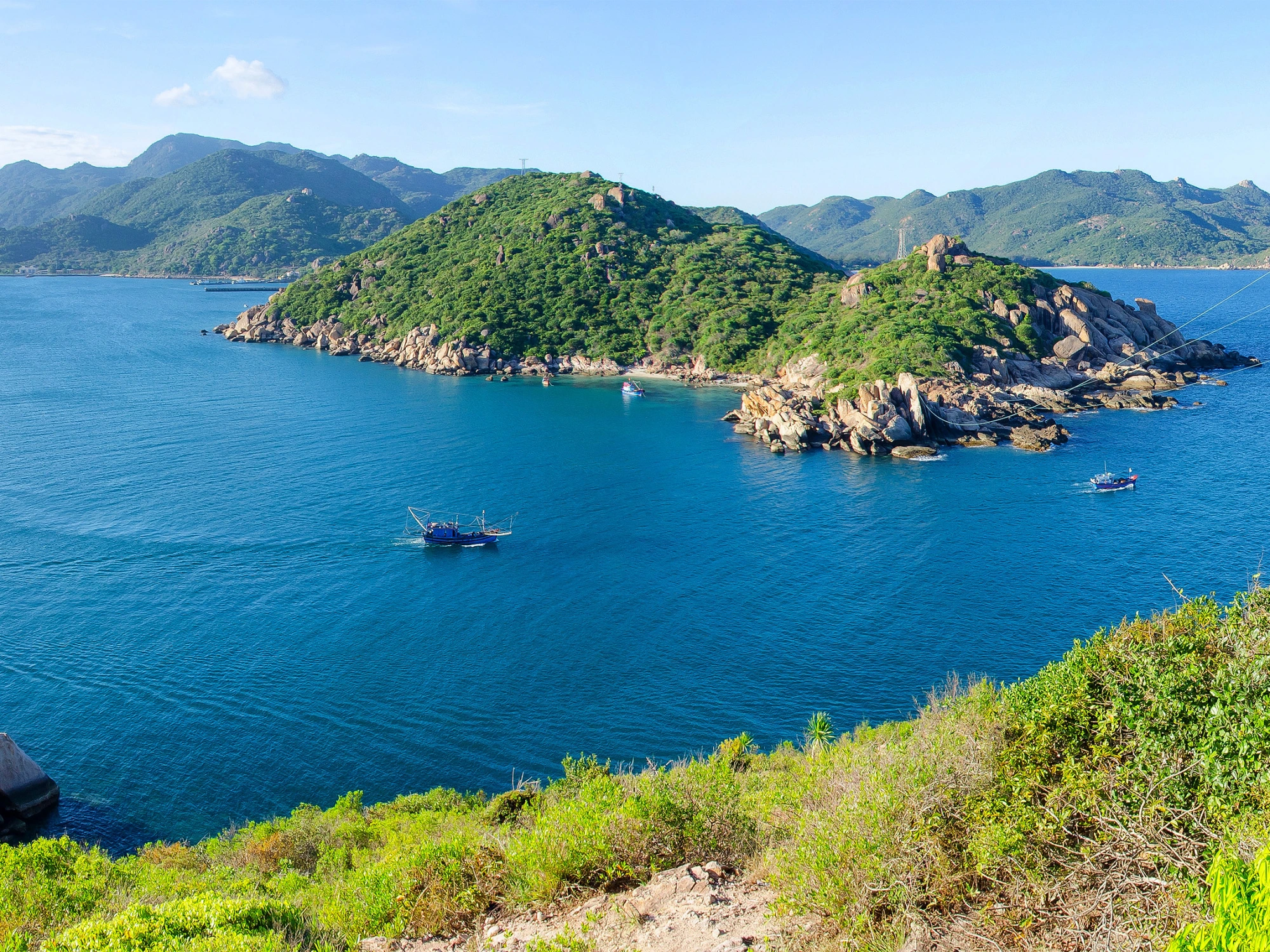 The wild and charming beauty of Binh Ba Island