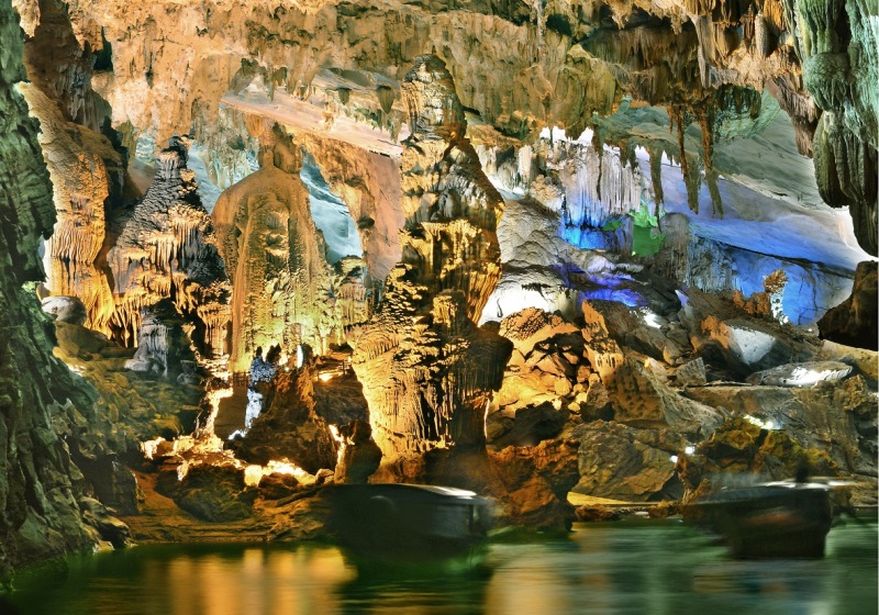 Phong Nha Cave