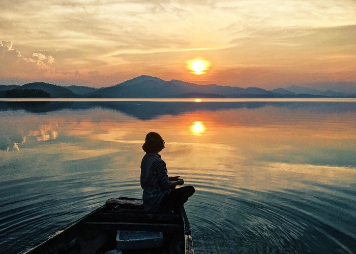 Dawn at Ke Go Lake