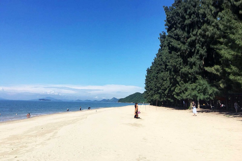 龙头海滩是菜前岛最美的海滩