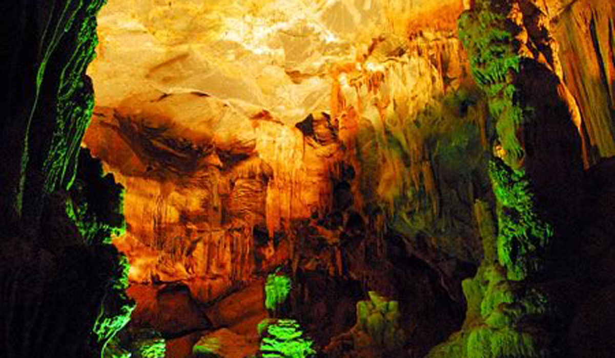 Tien Canh Cave