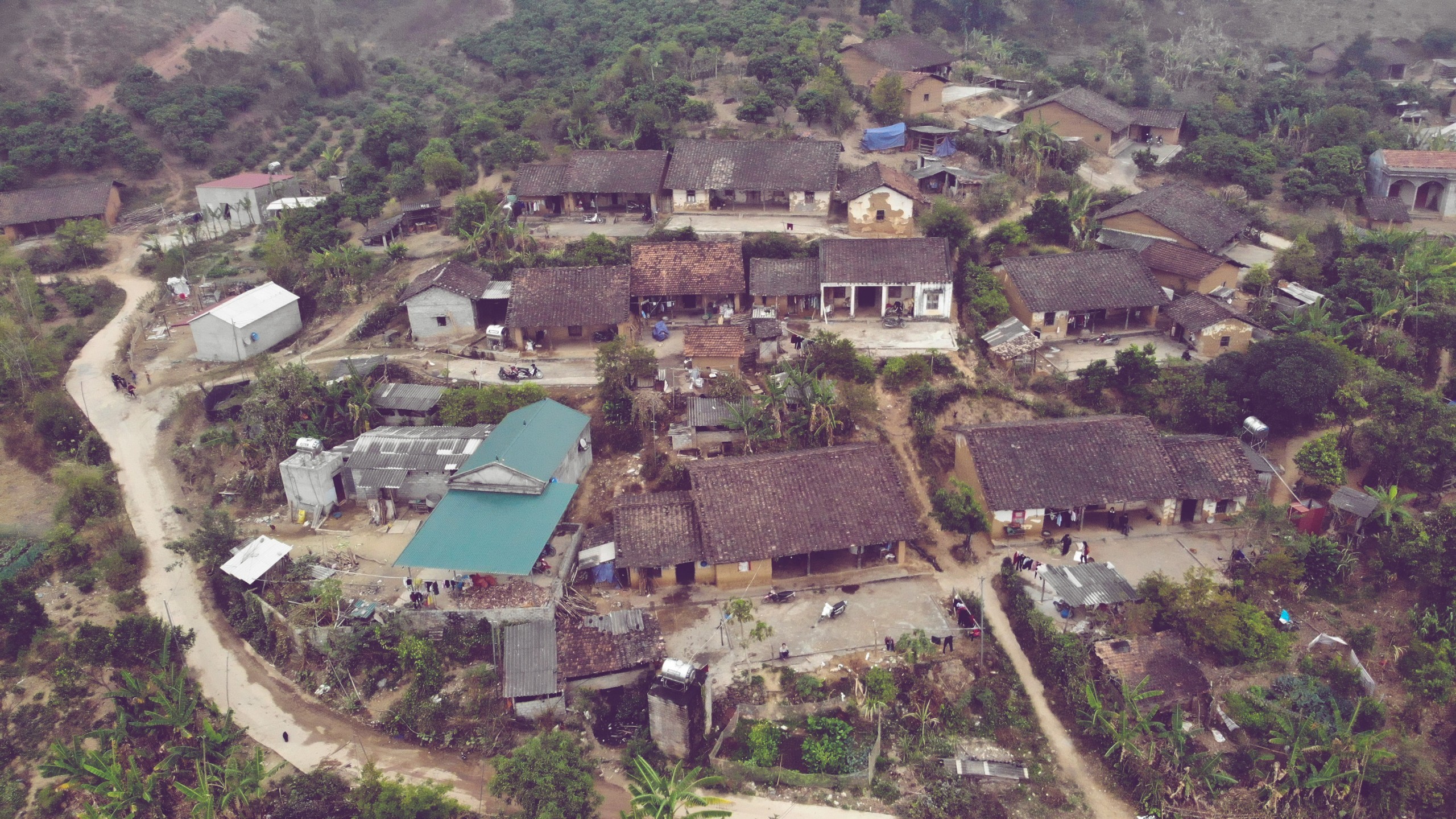 北江独特的古村落，有17间红土建造的房屋