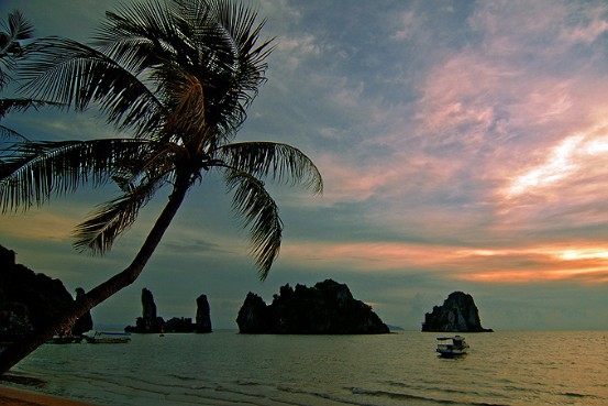 Sunset at Phu Tu island