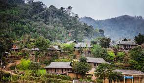 Lung Van tourism - Roof of Muong country