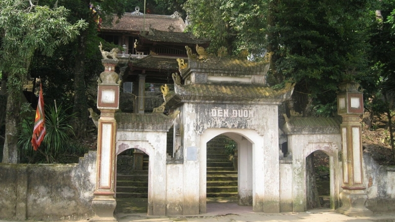 Thach Long Pagoda