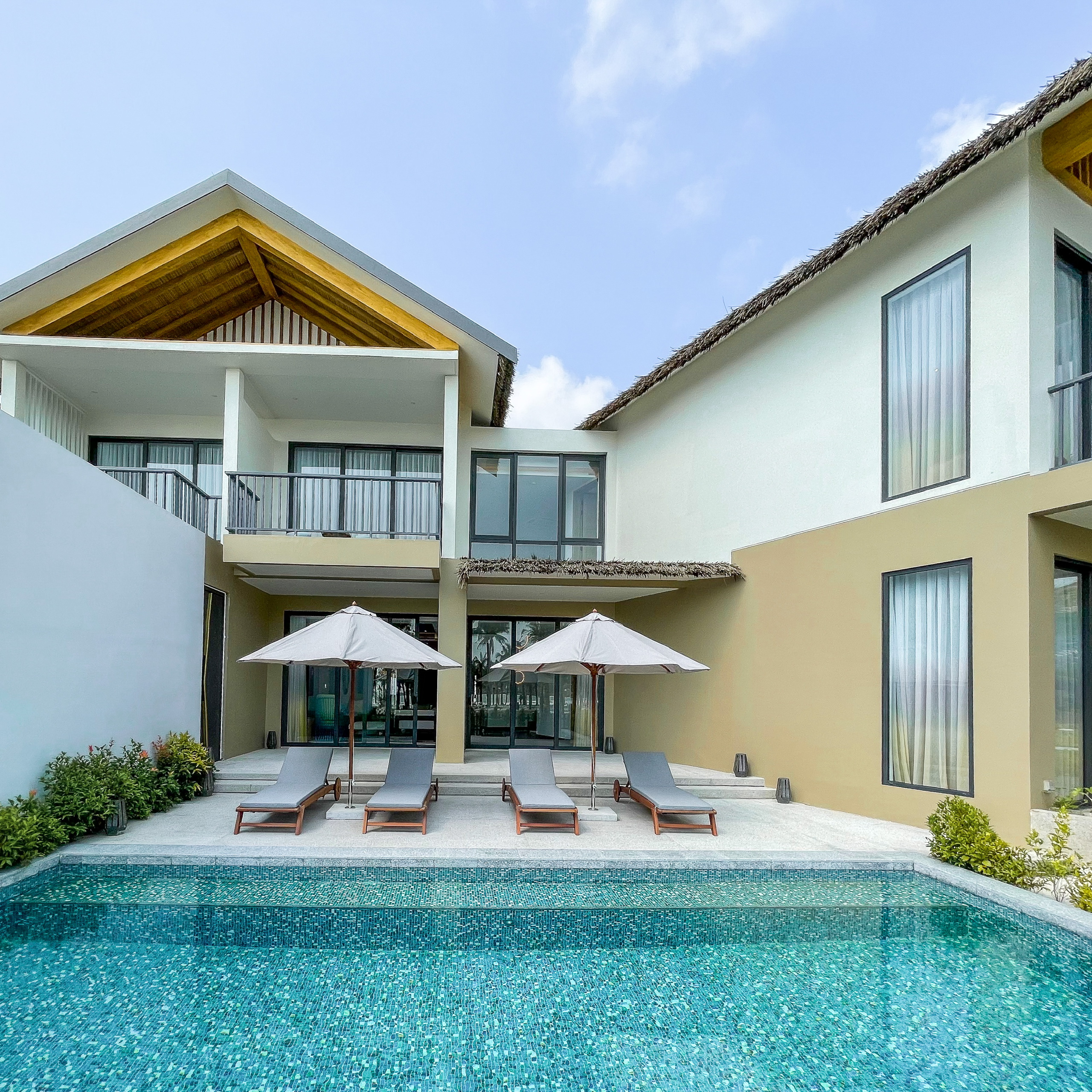 Beachfront Pool Villa 01-Bedroom