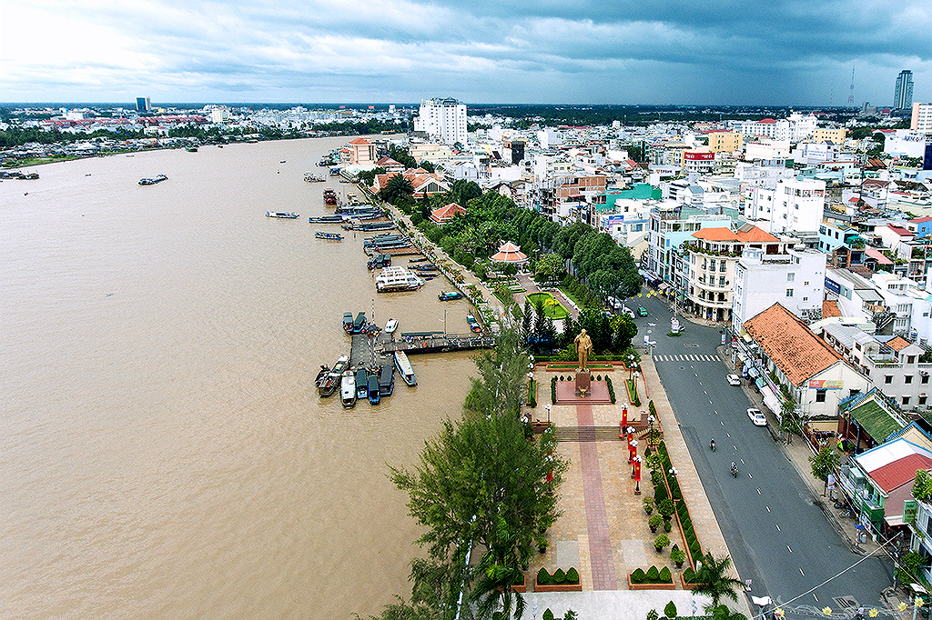 Ninh Kieu wharf