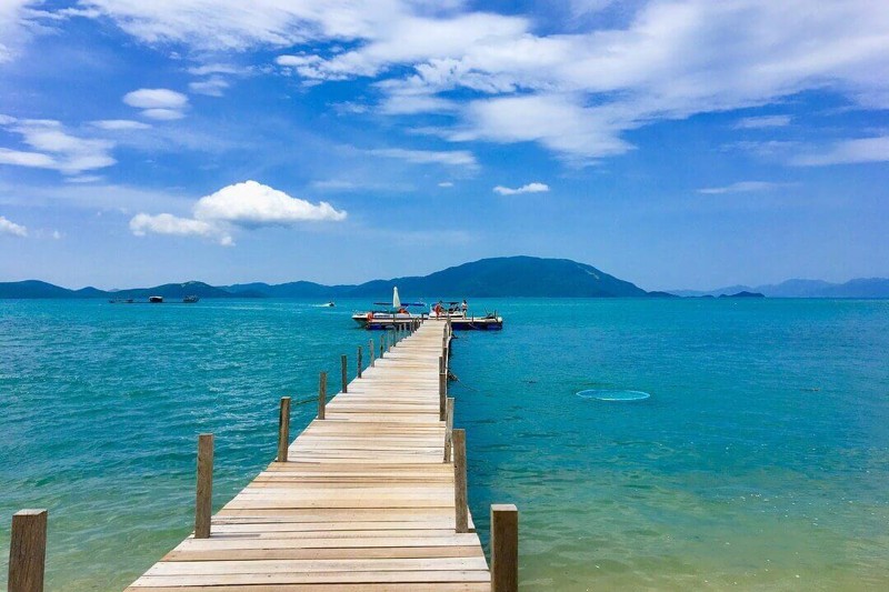 Check-in cầu gỗ ở Đảo Điệp Sơn, Nha Trang