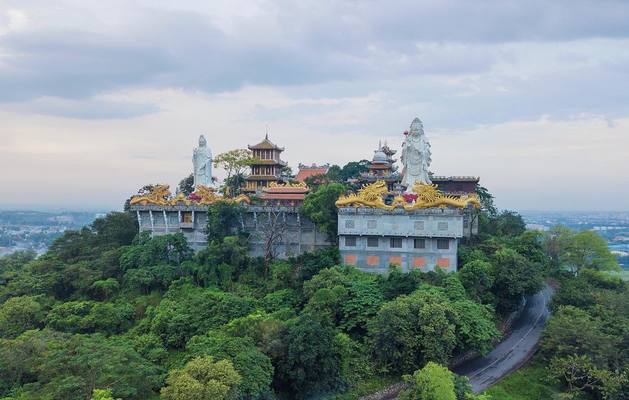 Chau Thoi mountain and pagoda relic area