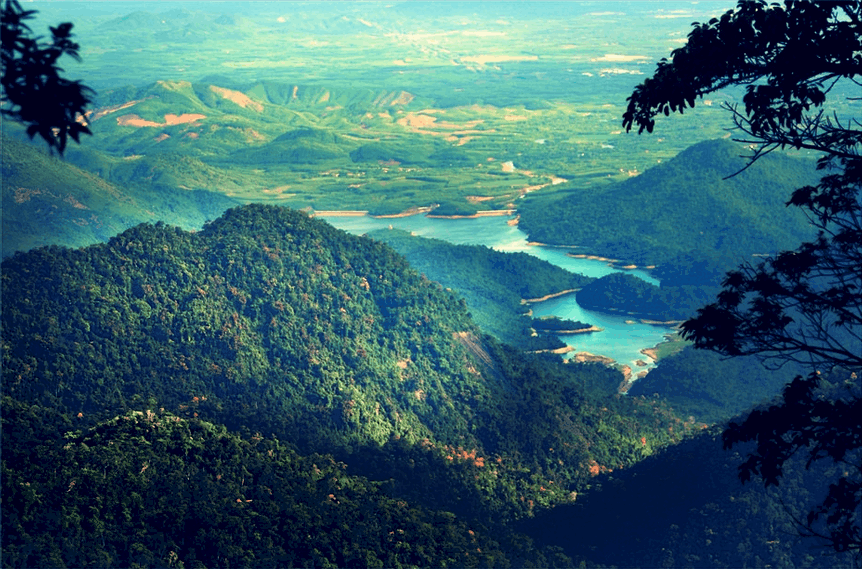 Bach Ma National Park