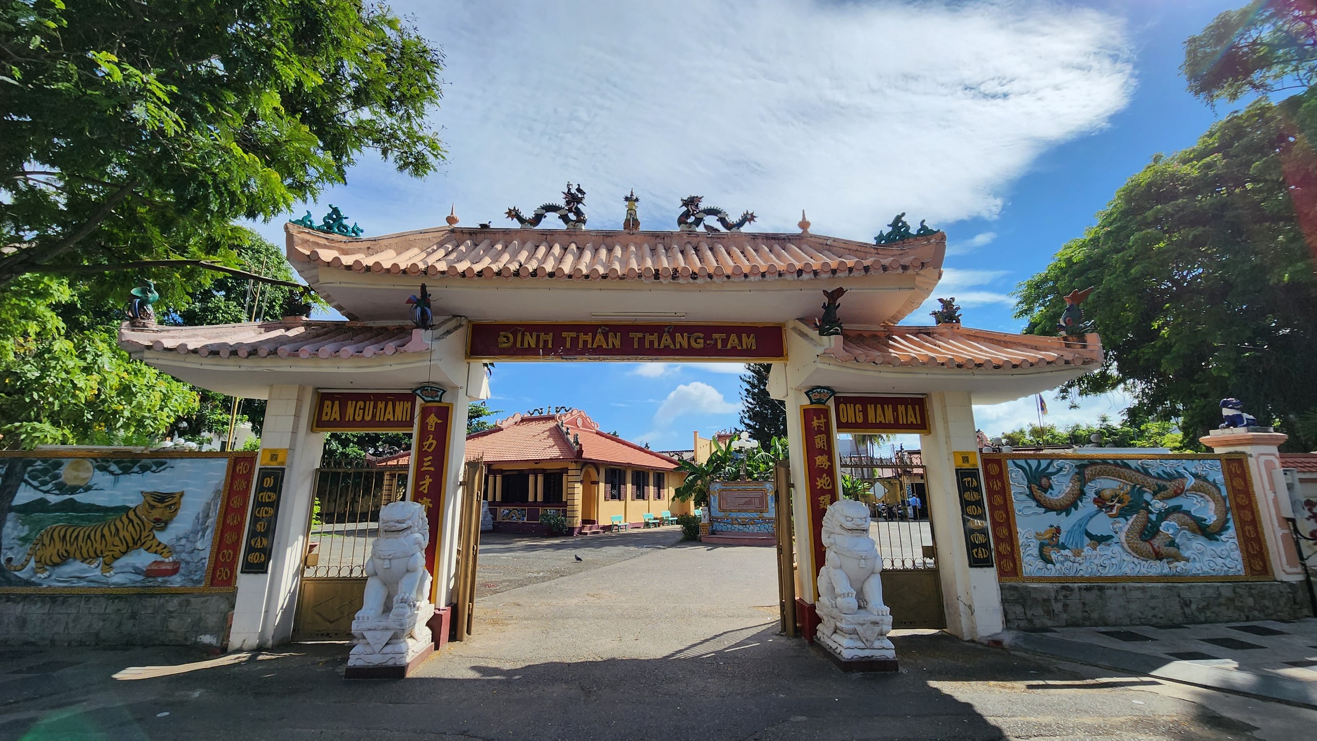 Thang Tam communal house relic area (Thang Tam communal house, Lang Ca Ong, Ba temple)