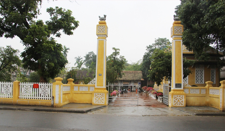 The mausoleum, church, and cemetery are named after Phan Boi Chau