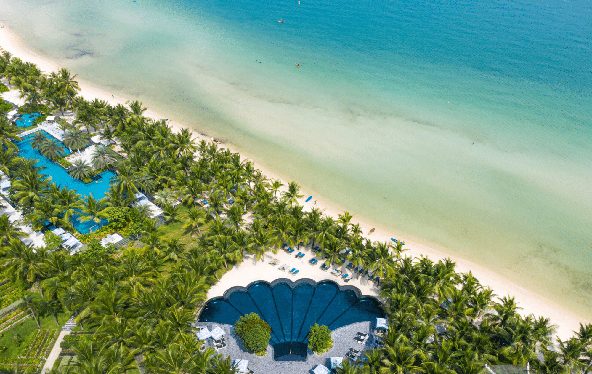 JW Marriott Phu Quoc Emerald Bay ở Kiên Giang được xaya dựng với kiến trúc ấn tượng