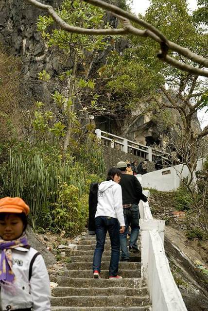 Pagoda – Kinh Chu Cave