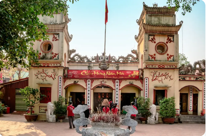 Ky Cung Temple - a sacred place to worship Giao Long - a god who keeps good rain and wind all year round