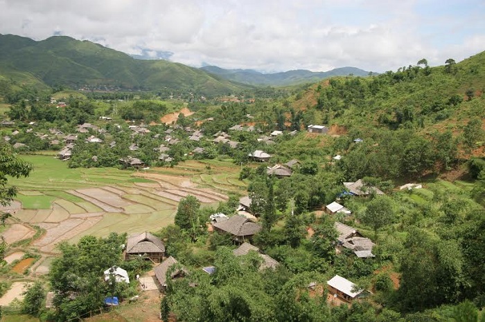 Bản Hon.