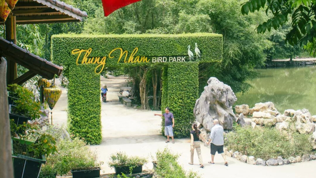 Vì Sao Thung Nham Là Điểm Đến 'Phải Thử' Khi Đặt Chân Đến Ninh Bình?