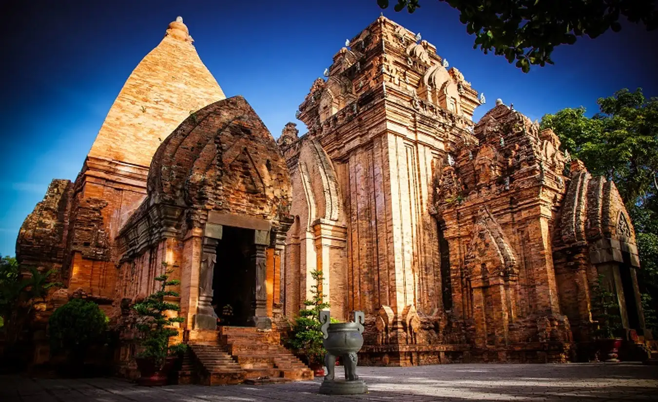 Exploring Ponagar Tower in Nha Trang: A Historical Site of the Cham Pa Land