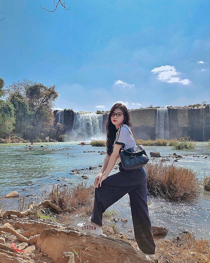 Dak Mai Waterfall