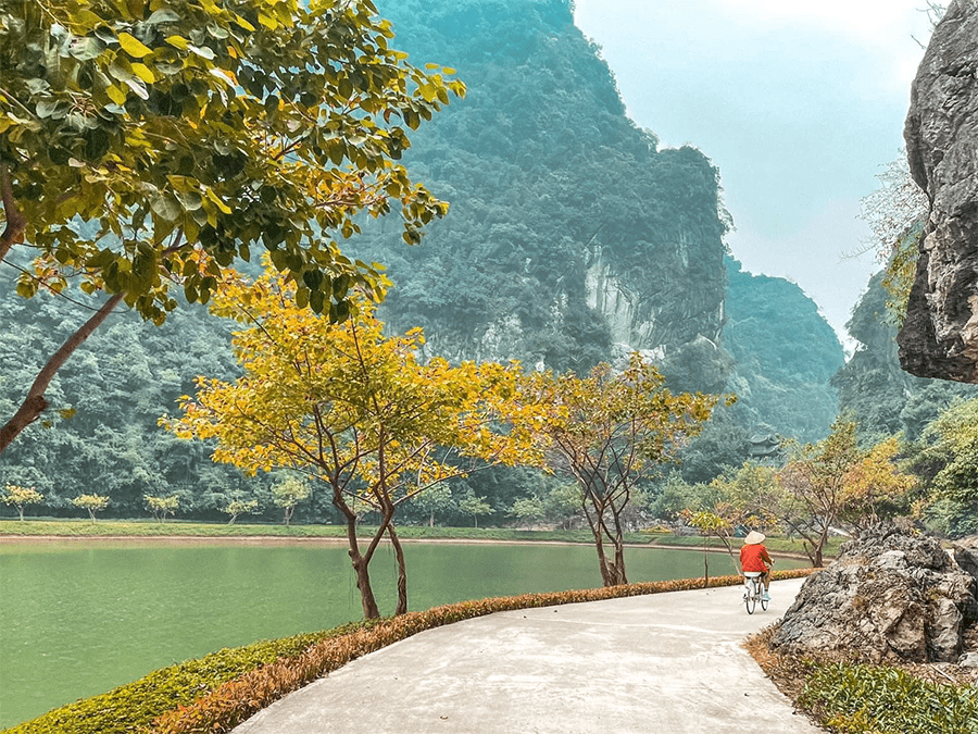 入住吉艾湖畔的虚拟生活