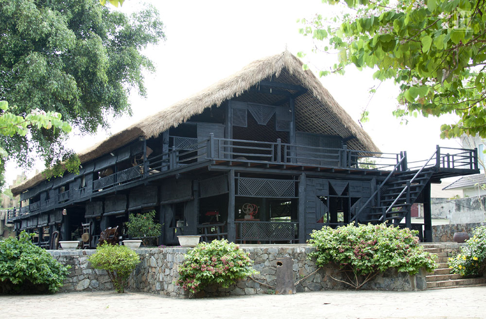 Trung Nguyen coffee village