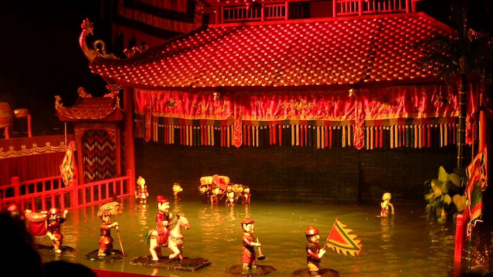 Discover the unique art of water puppetry in Thanh Ha