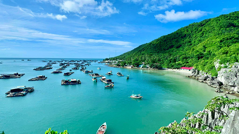 Hon Nghe Island