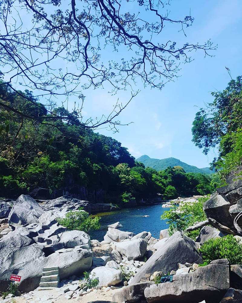 如果你有机会来平定，一定要花时间去参观Ham Ho旅游区。