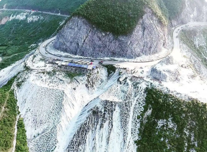 白石山口全景