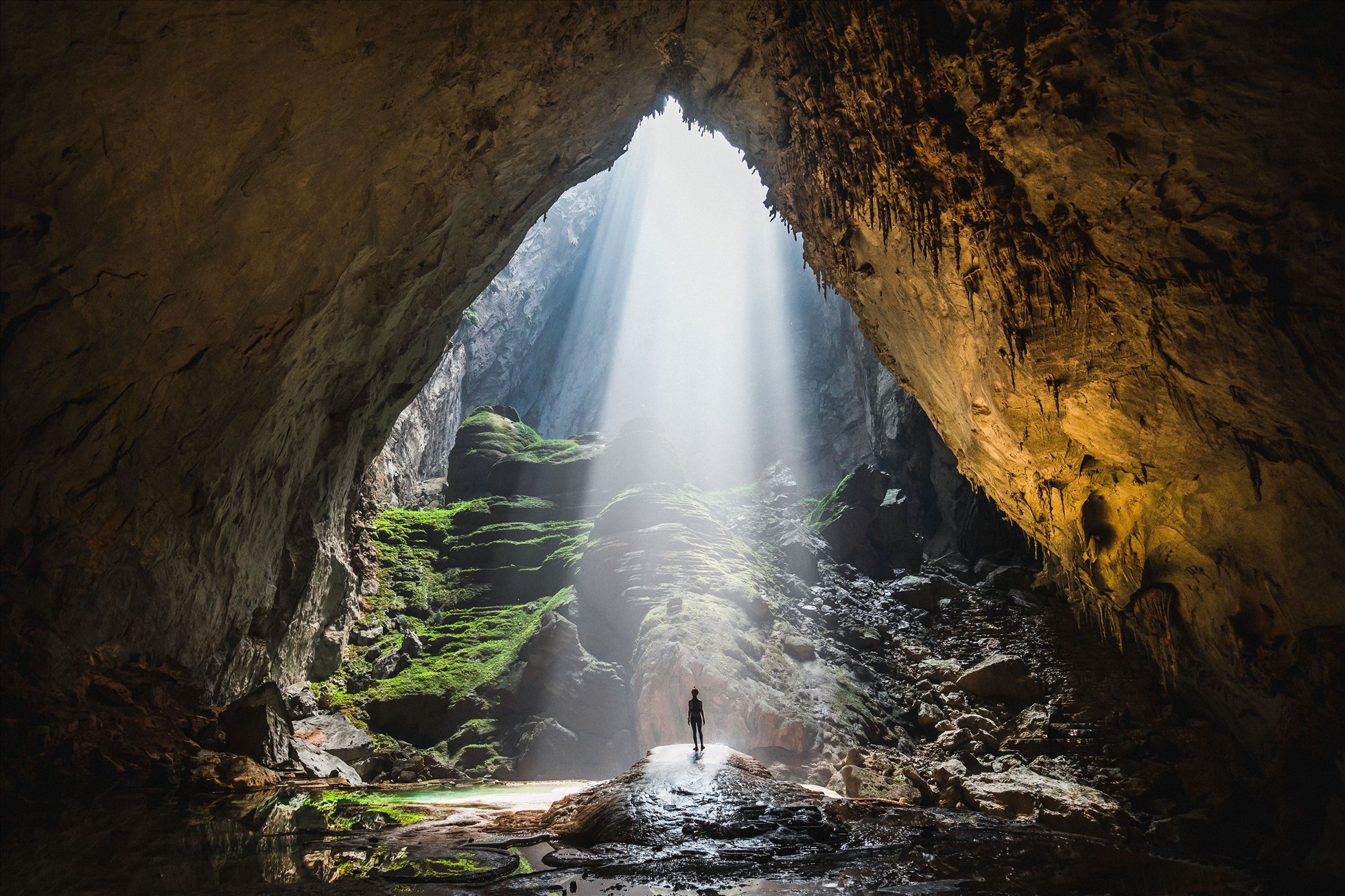 Beyond Imagination: Discover the Wonders of Hang Son Doong