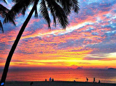 Sunset at Nha Trang beach