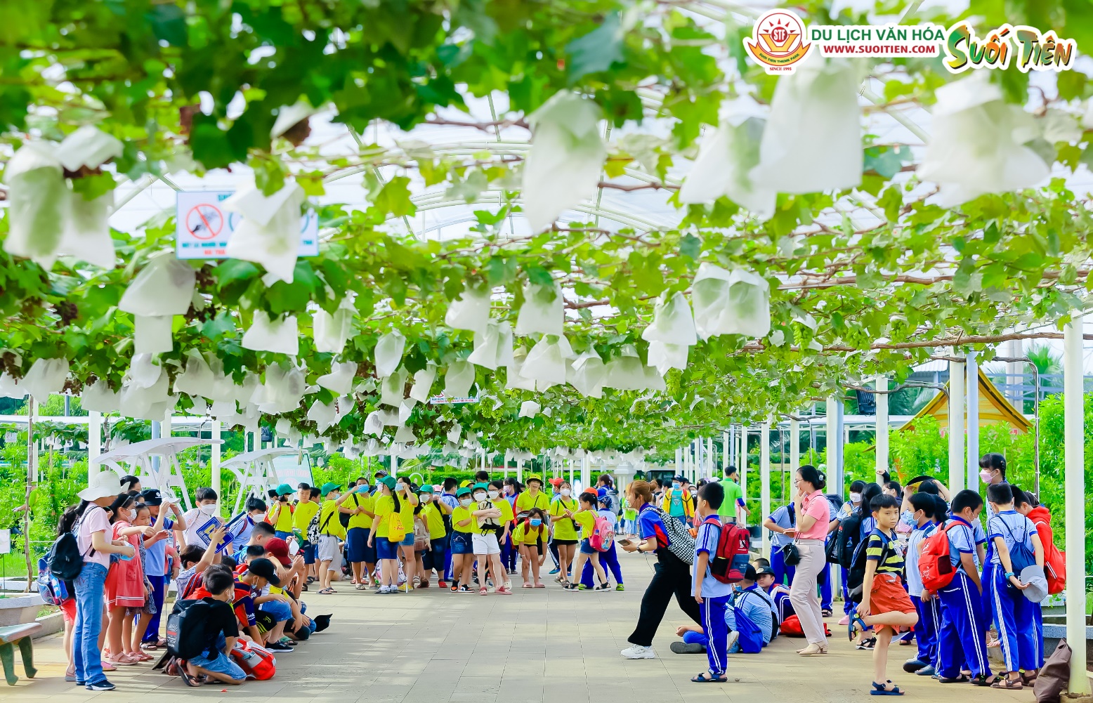 Suoi Tien Farm - Suoi Tien Cultural Tourist Area