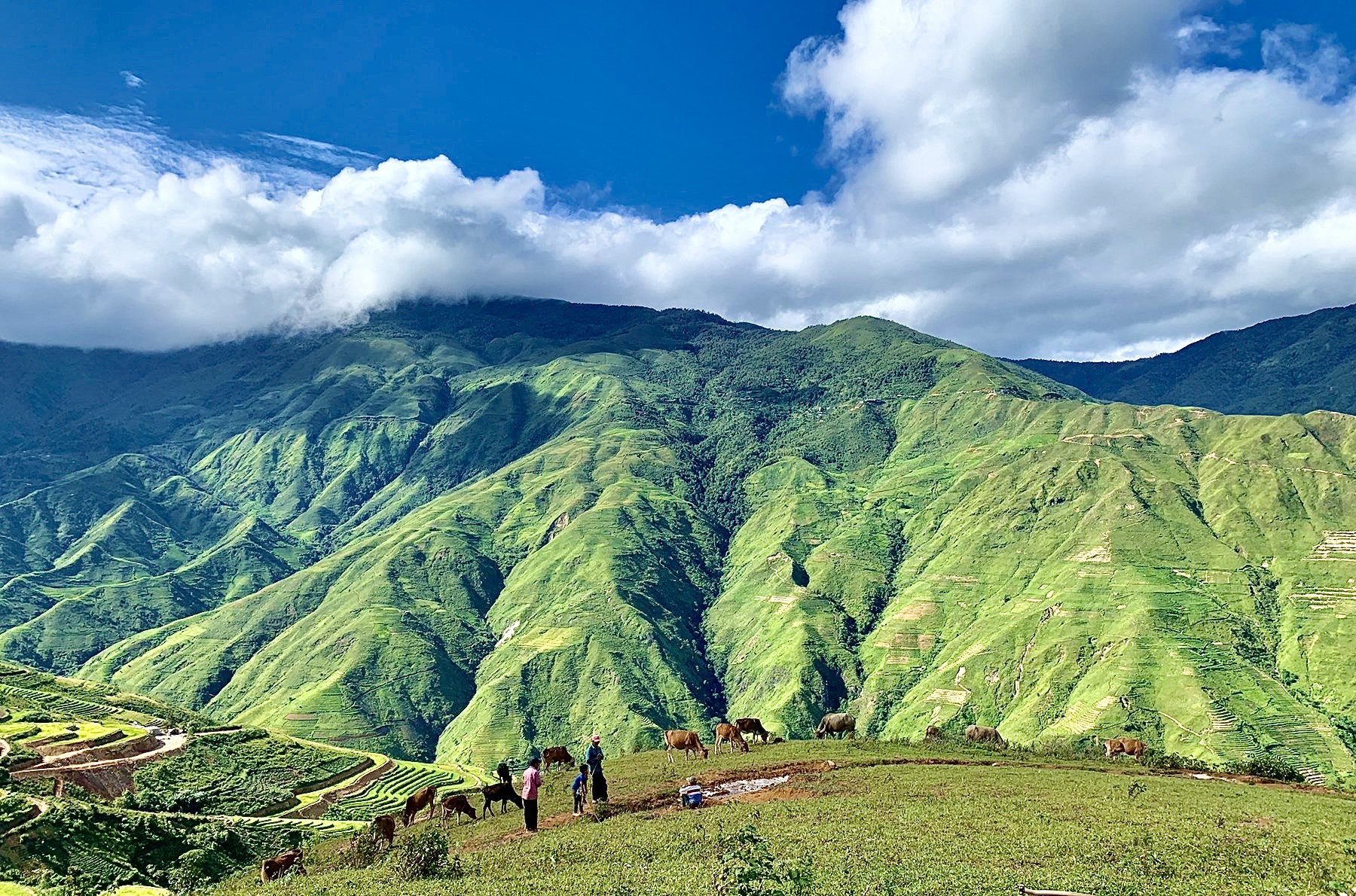 TÀ XÙA - THIÊN ĐƯỜNG NƠI HẠ GIỚI